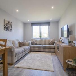 Highfield Apartment- 2 Bed in Motherwell close to centre