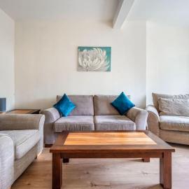 Millfield House - Cosy 2 bed house in Motherwell
