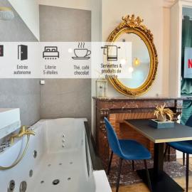 3 - Chambre privative autonome avec Baignoire et TV XL Netflix - GARE TOURCOING, hotel din Tourcoing