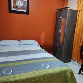 Hostal paris