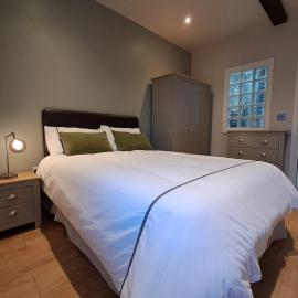 Modern Unique Spacious 2 Bed Apartment Central Location, hotel di Bradford