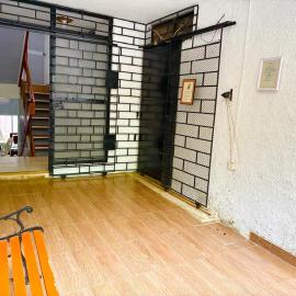 APARTAMENTO Y HABITACIONES RODADERO NISSi โรงแรมในGaira