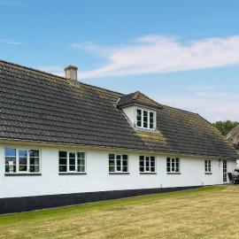 Awesome Home In Humble With Wifi