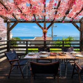 愛犬と一緒 海と桜の貸切温泉ヴィラ サクラドッグガーデン伊豆熱川温泉, hotel in Higashiizu