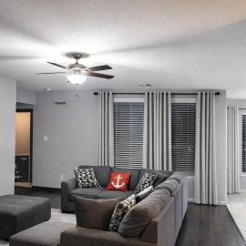 Modern 4 - Bedroom Escape 6- Beds, 3- Baths Work Groups and Families, khách sạn ở Rosenberg
