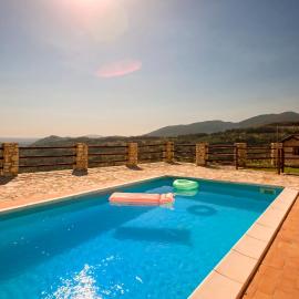 Villa Elsa, hotel in Casaprota