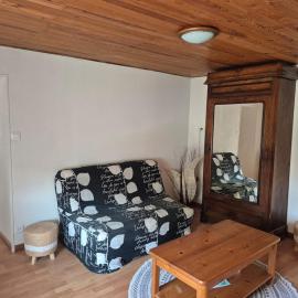 La cabane de Claude, hotelli kohteessa Fougerolles