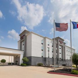 Hampton Inn Cotulla, hotel di Cotulla