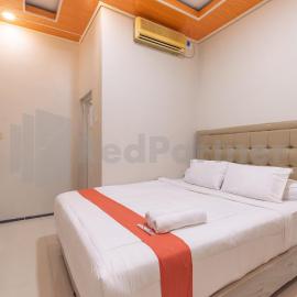 Rifal Inn Mitra RedDoorz, hotel in Tegal