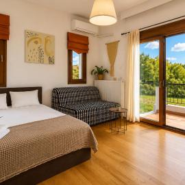 Suite Acropolis Serres Parking EV Next to Center, hotel in Serres