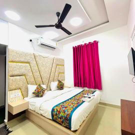 Chhatikara에 위치한 호텔 Hotel Mero Vrindavan