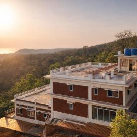 Anandi Hotel Guhagar, hotel en Guhagar