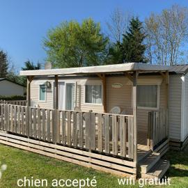 Mer et centre sur camping 5 étoiles wifi gratuit TV 3 chambres piscines chauffées mobil H, hotel v destinaci Houlgate
