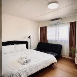 The Cozy Room、Ban Bang Phangのホテル