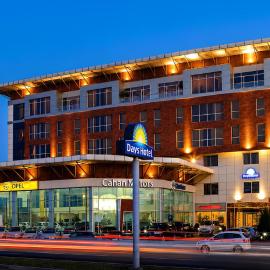Days Hotel By Wyndham Baku, hotel v destinácii Baku