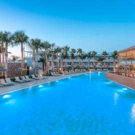 Blue Lagoon Resort, Hotel in Lampi