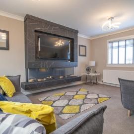 Catriona House - 3 Bedroom house in Motherwell