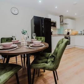 The Auld School 2-Bed Coastal Flat, Gardenstown