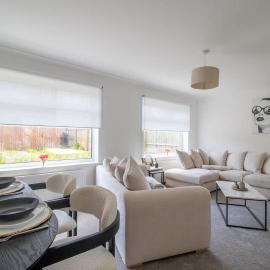 Niven Nook - 3 Bedroom House, Kilmarnock, hotel in Kilmarnock
