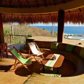 Casa Monte Pacífico, jacuzzi, wifi Starlink y vista al mar, hotel in San Agustinillo