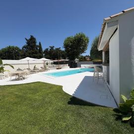 Maison de standing proche de la mer, hotel Aimargues-ban