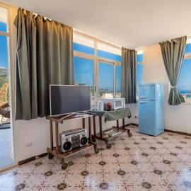 Casa Musica Suite in a villa with a panoramic swimming pool