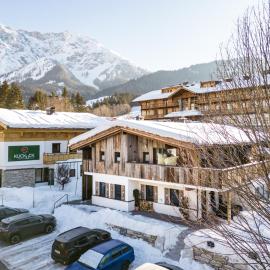 Zwei moderne, hochwertig eingerichtete Apartments im Zentrum von Hinterthal, hotel em Hinterthal