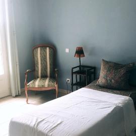Jolie Chambre Bleue, hotel i Louchy-Montfand