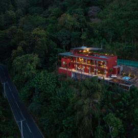 Villa Cavo - Beneath the Misty Peaks: Haputale şehrinde bir otel