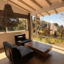 Ellia Mirtiotissa Rooms, hotel a Glyfada