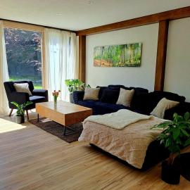 Garden with 2 barbecue areas l 5 minutes from the lake