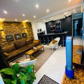 jolie appartement, hotel in Seraing