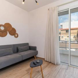 Cove 1-BR Apartment In Batroun Old Souks, hotel a Batroûn