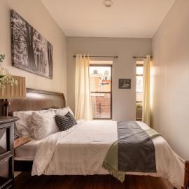 Gorgeous Two Bedroom Flat in Manhattan
