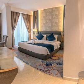 दुबई में, होटल La Zona Continental Hotel