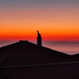 Aura Ionis spacious house with amazing views, viešbutis mieste Divarata