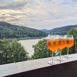 Lake View, hotel di Fuzine