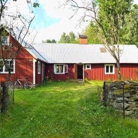 Scandinavian forest retreat, hôtel à Ljungbyhed