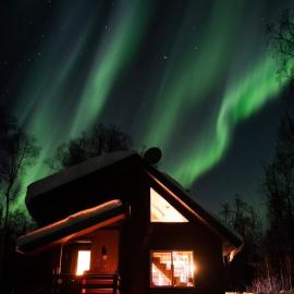 Charming Loft Cabin 7 mins to Downtown Talkeetna, Hotel in Talkeetna