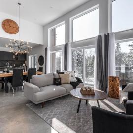 Luxurious Villa Tremblant 4 Bdrs W Hot Tub B85