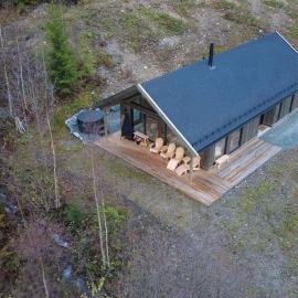 Robelia Hytte - Family cabin with hot tub and sauna, magnificent views