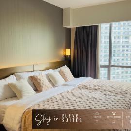 Eleve Suites Family Room - Sleeps 5 Pool Access