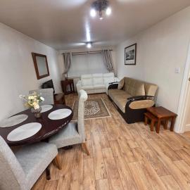 Modern 2BR Apartment Near City Centre & AO Arena, viešbutis Mančesteryje