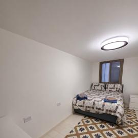 Ja guest house, hotel in Tel Aviv