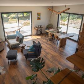 Maison chaleureuse au calme, Sud Ardèche, hotel din Joyeuse