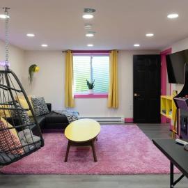 2BR Suite at Smuggler's Notch with sauna hot tub arcade & river, Hotel in Cambridge