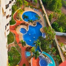 Las Gaviotas Suites 5 starts en Margarita、ポルラマルのホテル