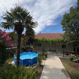 Kuća za odmor, hotel v destinaci Trebinje