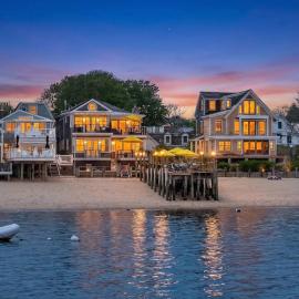 Classic Cape House Beach Access, hotel in Provincetown