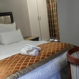 Choosers Palace Boutique Room 2